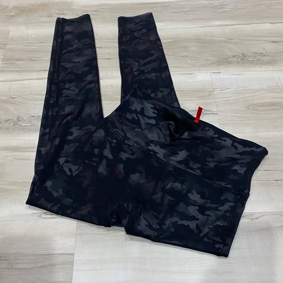 SPANX Pants - SPANX Dark Camouflage Leggings